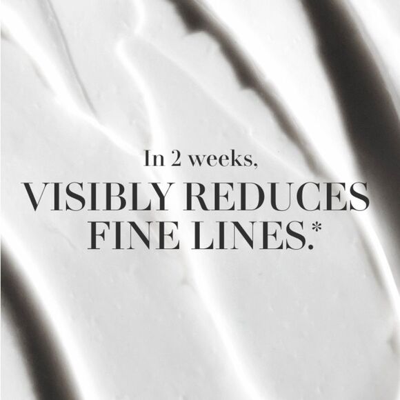 La Mer Crème de la Mer Moisturizing Cream - White and Green - Picture 3 of 4